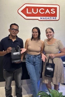 Cliente retirando o aparelho na Lucas Magazine Tech em Inhumas